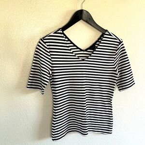 Ann Taylor, XS made in Turkey black and white stripe. So soft! V-neck t-shirt